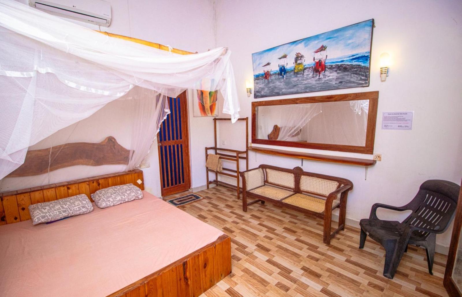 Hilltop Bungalow Hotel Mirissa Buitenkant foto