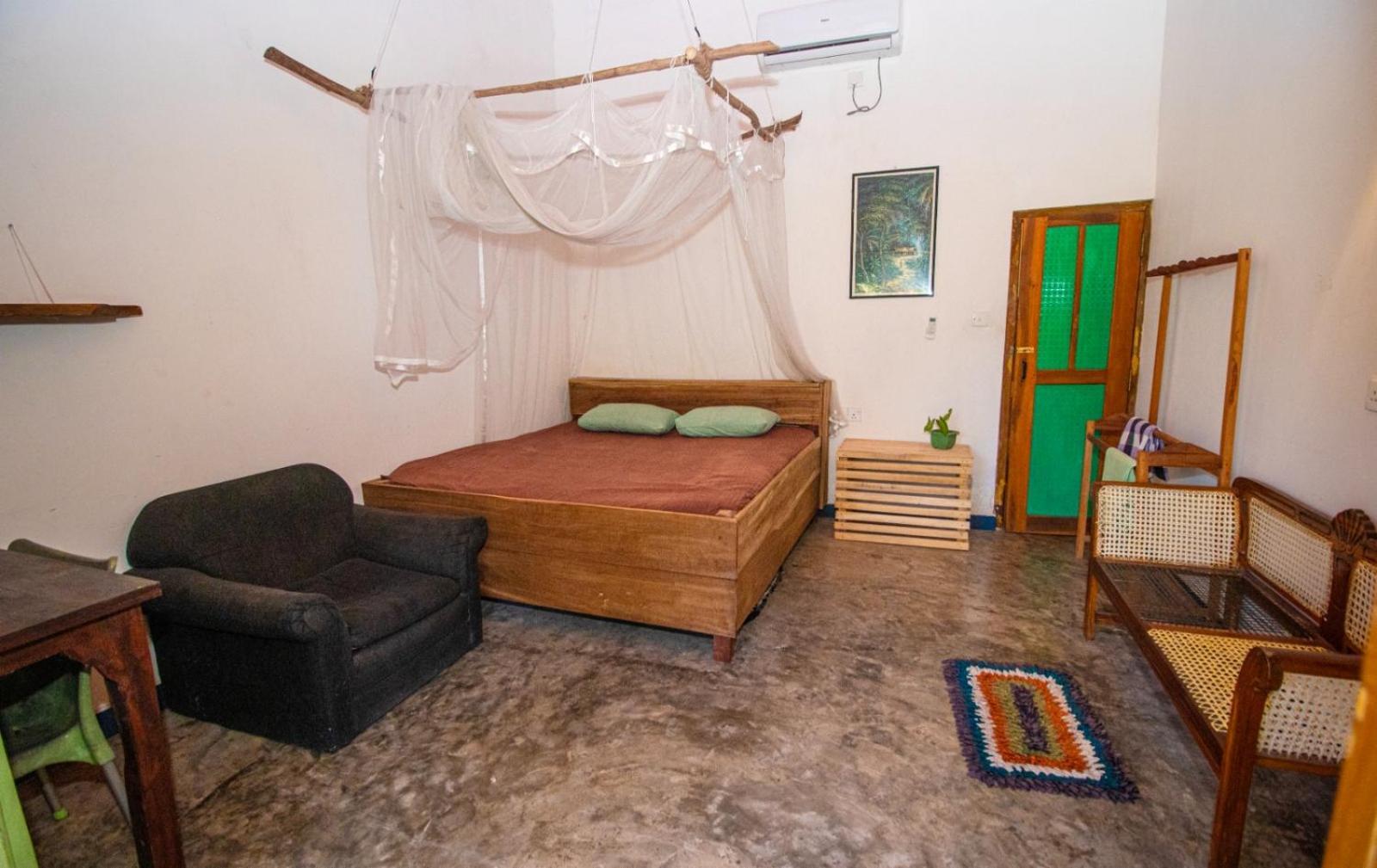 Hilltop Bungalow Hotel Mirissa Buitenkant foto
